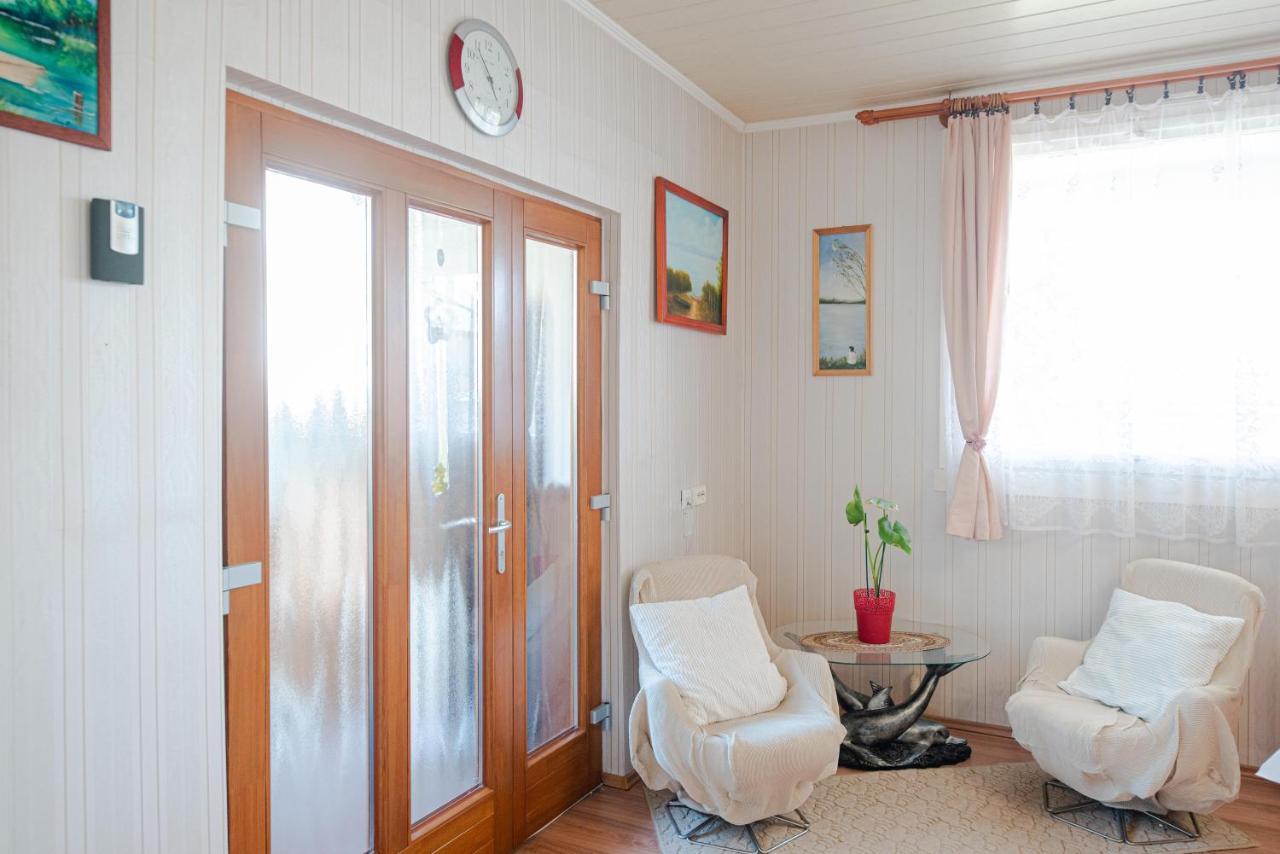 Vadkacsa Apartmanhaz Medencevel Zamardi Exterior photo