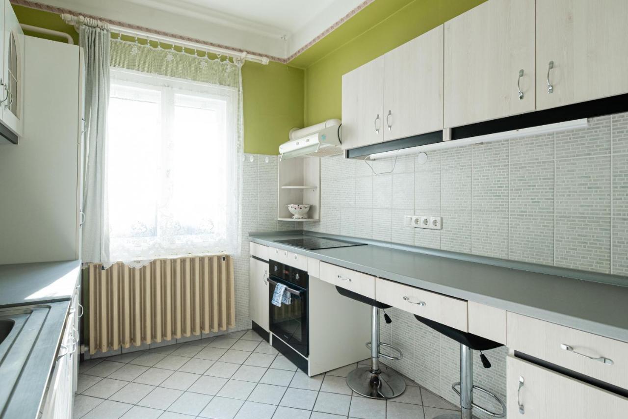 Vadkacsa Apartmanhaz Medencevel Zamardi Exterior photo