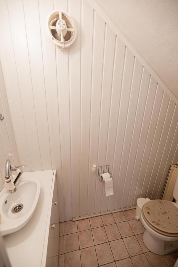Vadkacsa Apartmanhaz Medencevel Zamardi Exterior photo