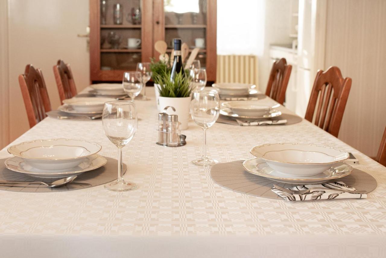 Vadkacsa Apartmanhaz Medencevel Zamardi Exterior photo